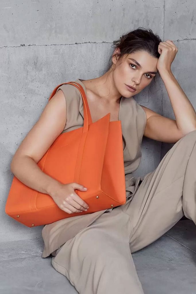 Large orange deals tote bag